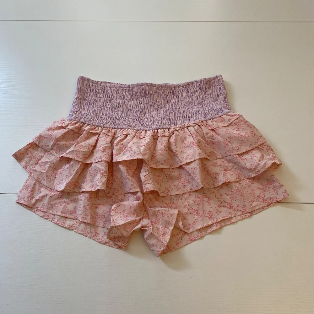 Brand New &Merci High Waist Layered Ruffled Shorts with Flaw Size Large
